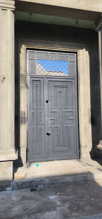 Хай тек двери железный