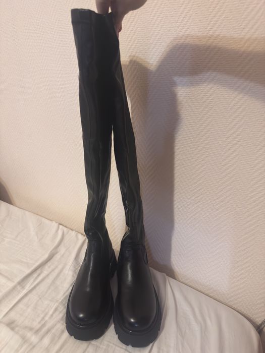 Продаю зимние сапоги ботфорты