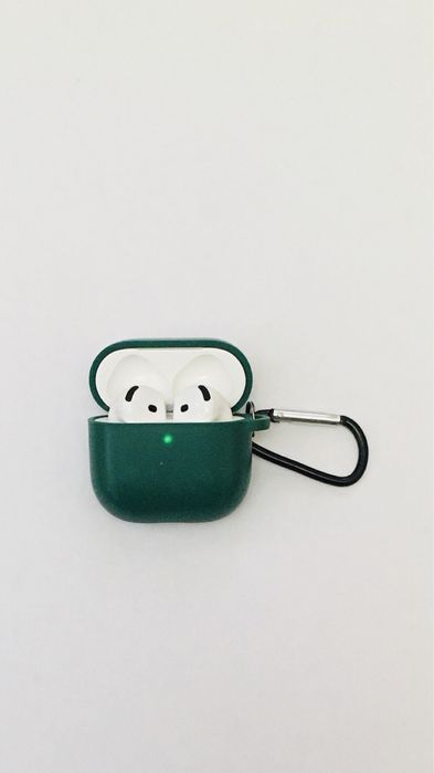 Наушники AirPods 4