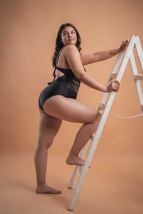 Нов цял бански със стягащ ефект размери от L до 3XL