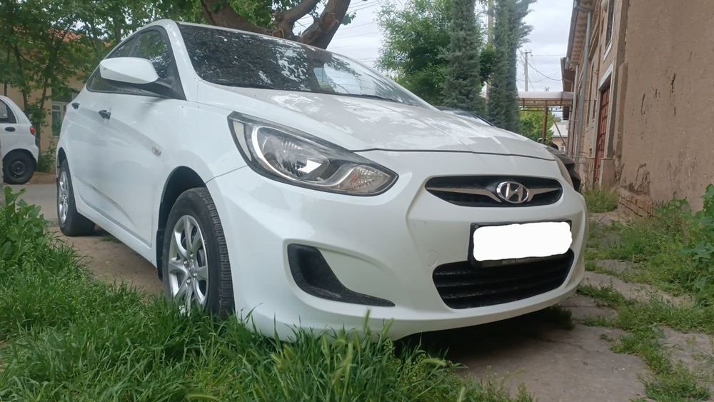 Hyundai accent продам сотилади