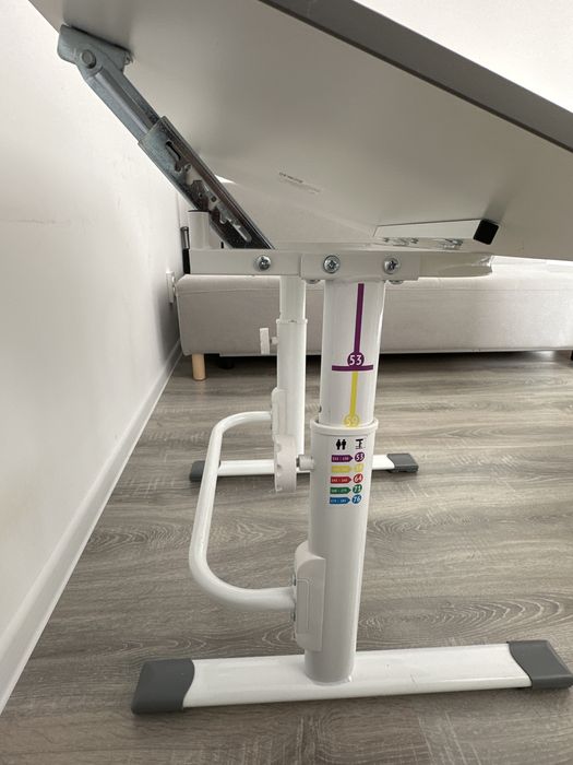 Растущая парта со стулом