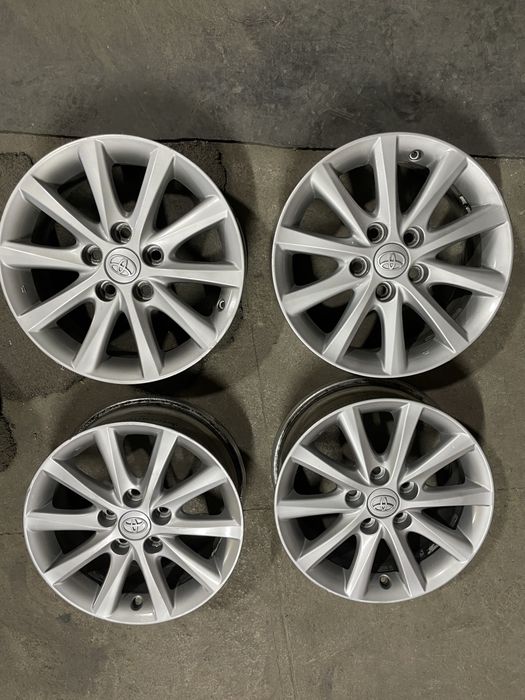 Продам диски от камри 45 р16
