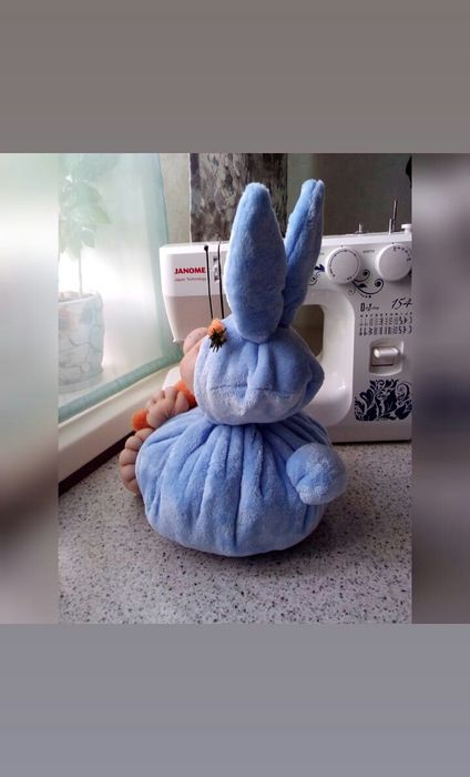 Зая для украшения интерьера.