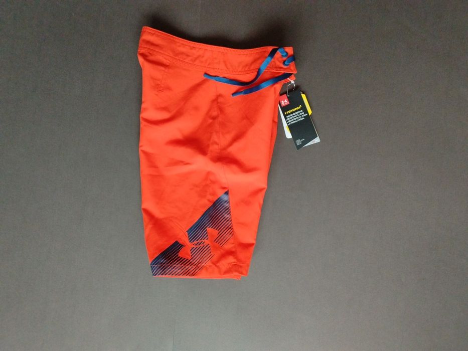 Under Armour -23/ 8 години къси панталони за момче