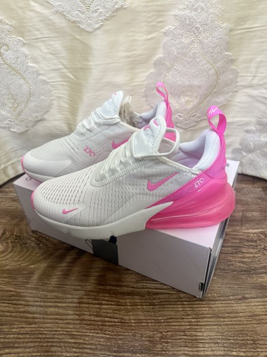 Nike Air Max 270