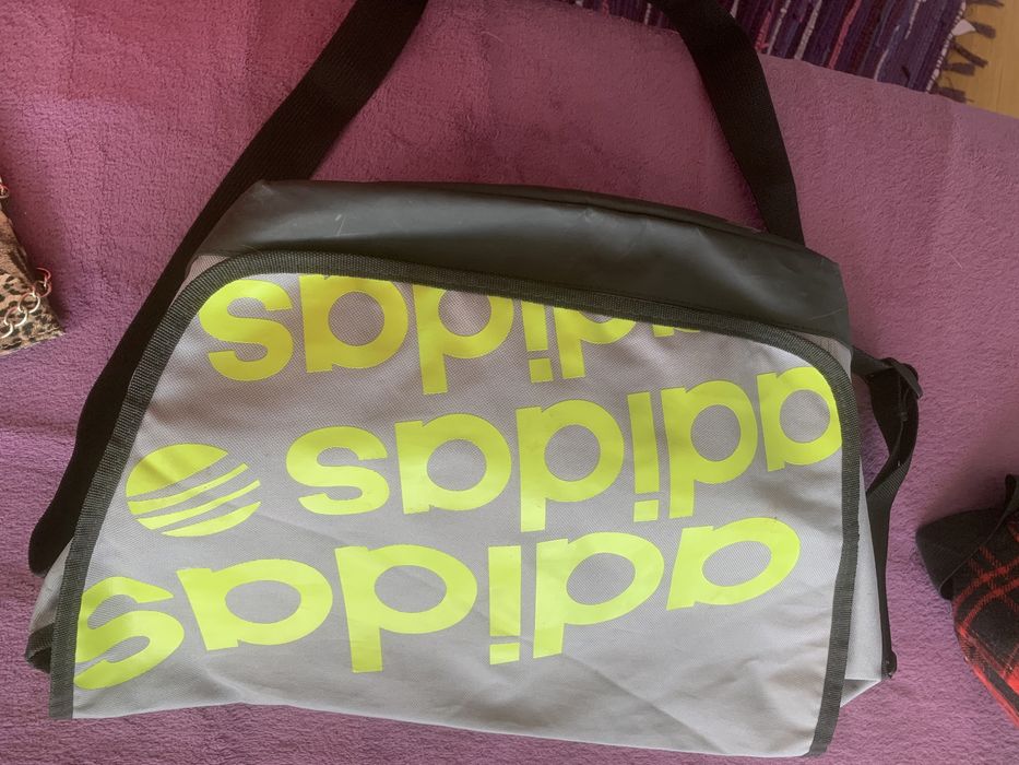 Лот спортни и елегантни чанти