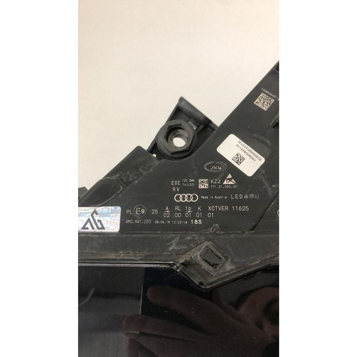 Ляв фар за audi q7 4m  full led- 4м0941033