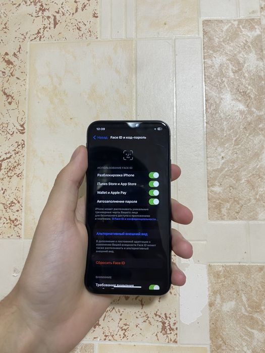 Продам айфон Х 64gb