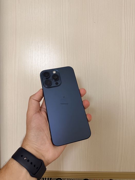 iPhone 15 Pro Max 256Gb - В отличном состоянии