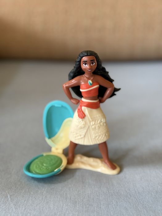 Kinder Maxi Disney Princess Фигурки