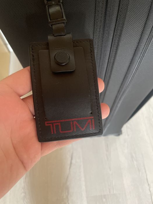 Куфар TUMI черен