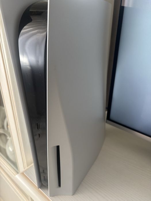 Продам ps5 в отличном состоянии