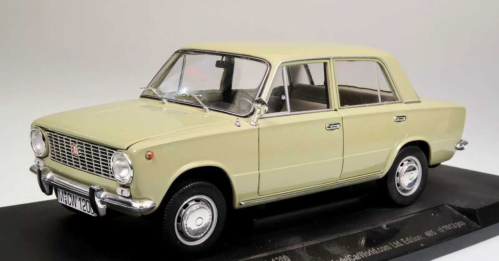 LADA 1200, VAZ 2101 Мащаб 1:18 Метал и пластмаса IST Models