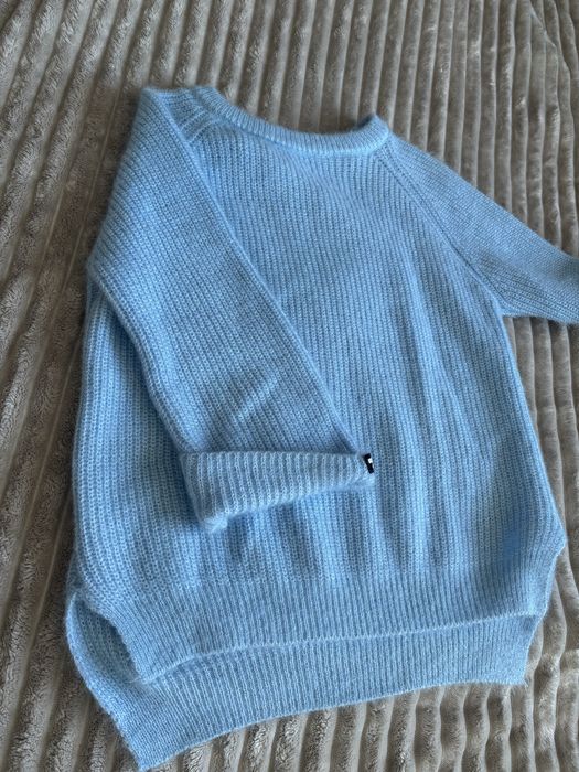 Вязанный свитер