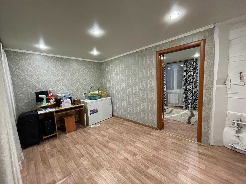 Продаётся половина дома п. Киевский!