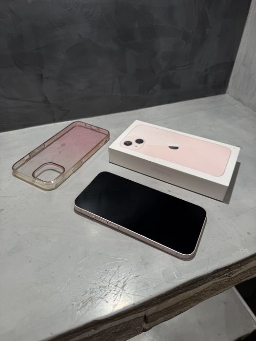 КАТО ЧИСТО НОВ Iphone 13 256 GB, 100% батерия