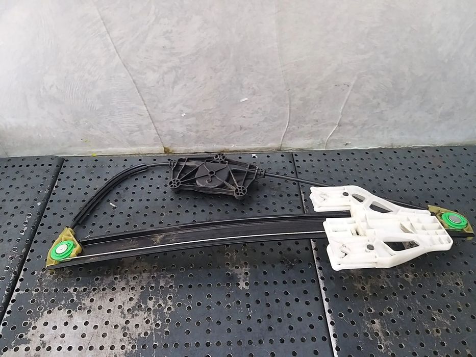 Macara geam electric dreapta spate audi q3 8u 8u0839462 1021928903102