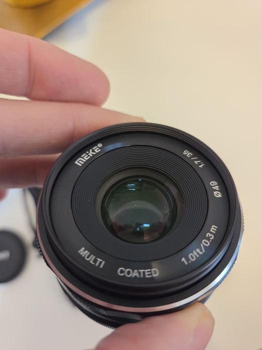 Obiectiv Meike 35mm F1.7, montura Sony E, APS-C