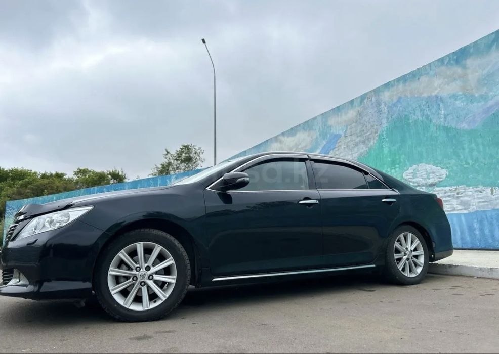 Тайота камри 50 2013 года