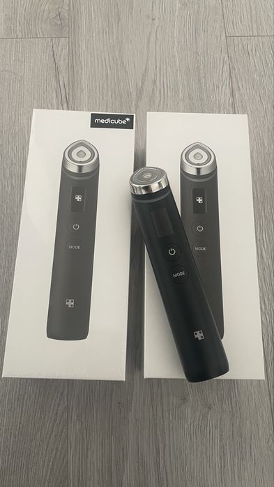 MediCube Age-R Booster Pro