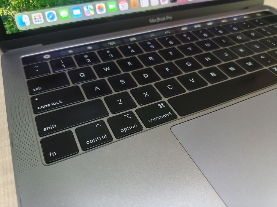 4-ядерный MacBook Pro 2018 13,3" Retina/CORE i5/16GB LPDDR3/512GB NVMe