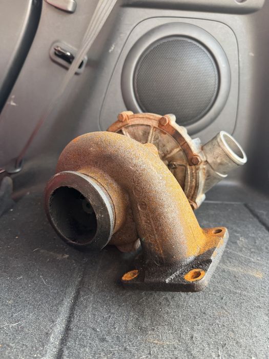 Турбокомпресор John Deere k27 31