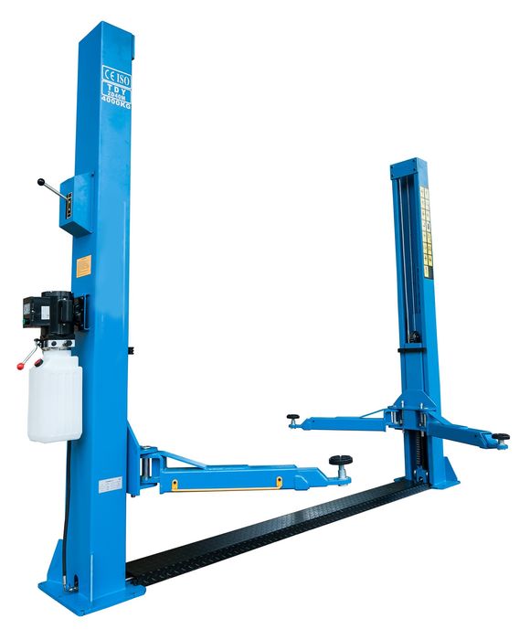 Здравствуйте Продам Авто подъемник