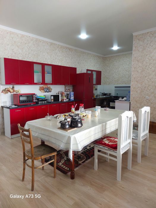 Продам большой дом в Бугре