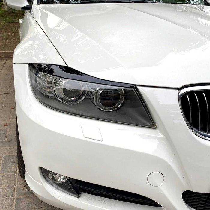 Set Pleoape Faruri Far BMW Seria 3 E90 E91 2005 - 2012, Negru Lucios