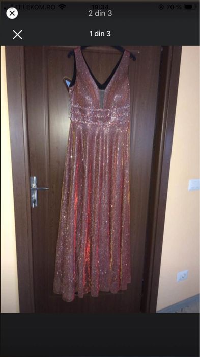 Vand Rochie de ocazie speciala .marimea 40