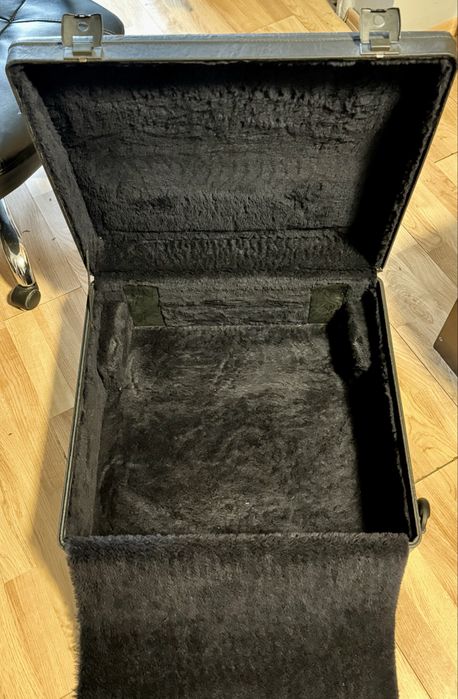 Vand Cutie Acordeon 120 basi
