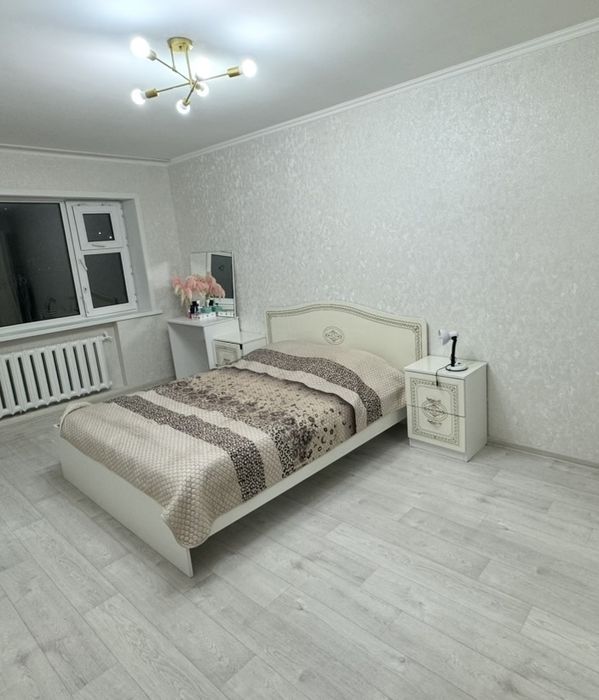 Продается спальный гарнитур