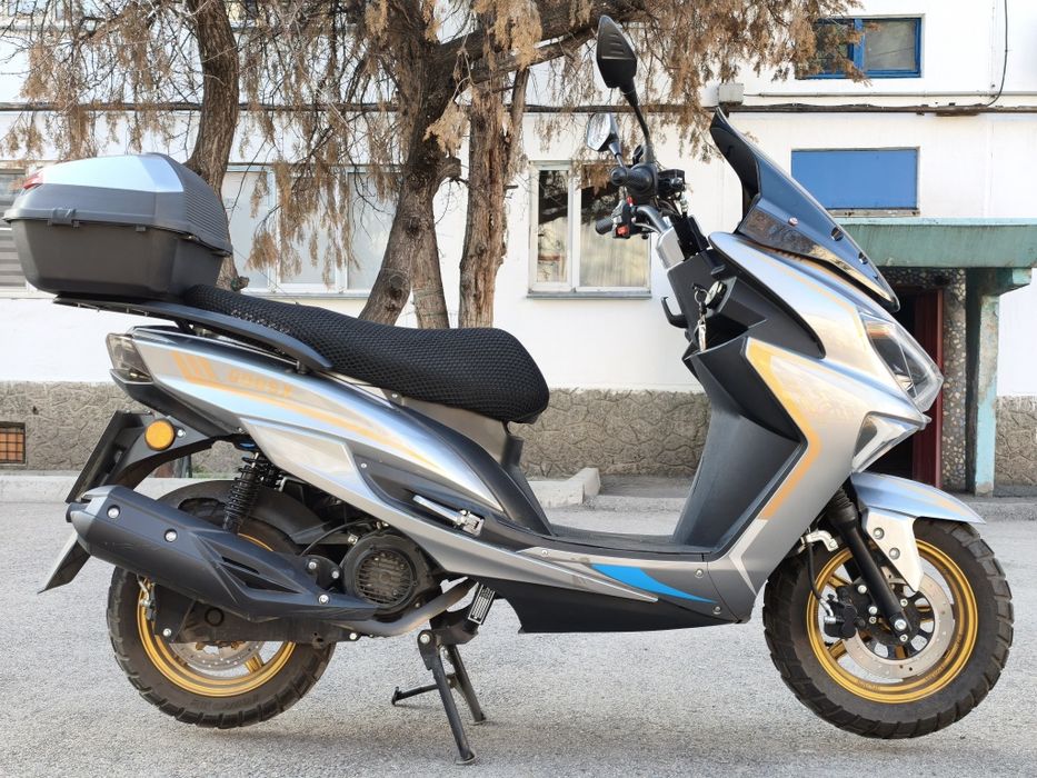 Махі мопед в идеалном сост.