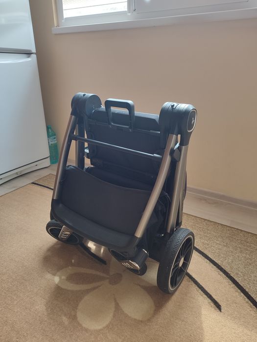 Бебешка количка Cangaroo Macan