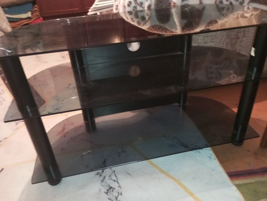 Продам подставку под тв