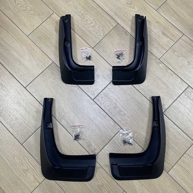 Брызговик на Toyota Highlander