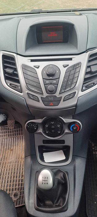FORD FIESTA 1.2I 60 К.С   160 000 КМ