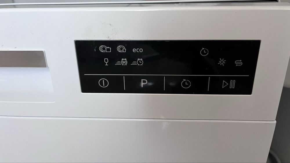 Masin spalat vase mini Beko  DTC36610W