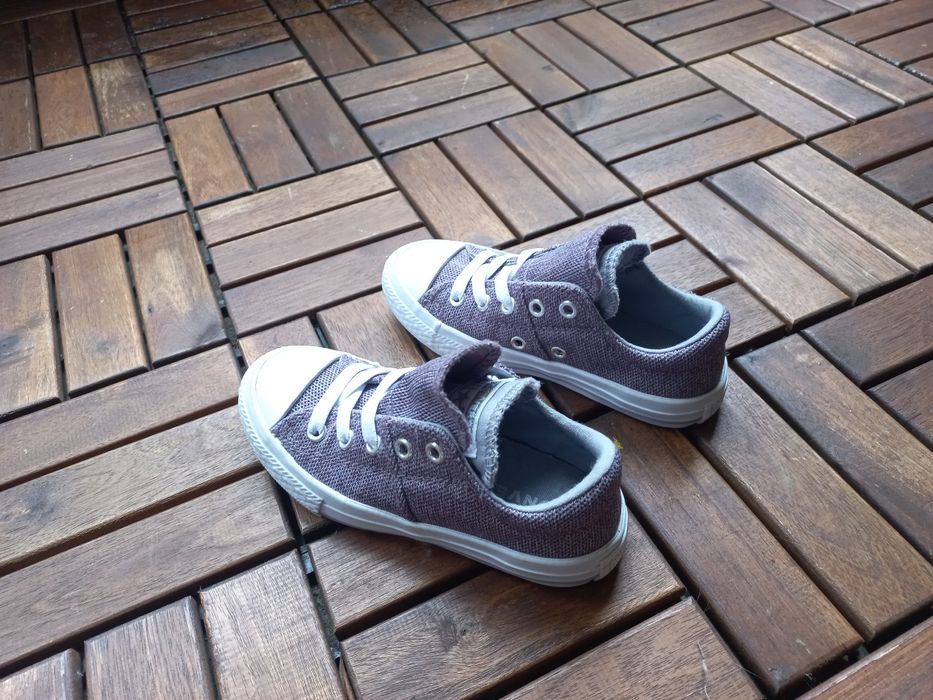 Tenisi Converse fete mov