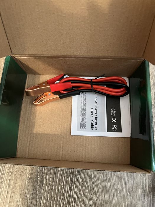 Висококачествен Инвертор на напрежение CEJ 12V или 24V - 220V 500W