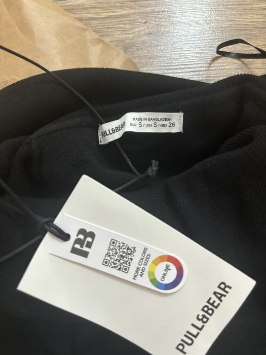 Чисто нова Черна рокля