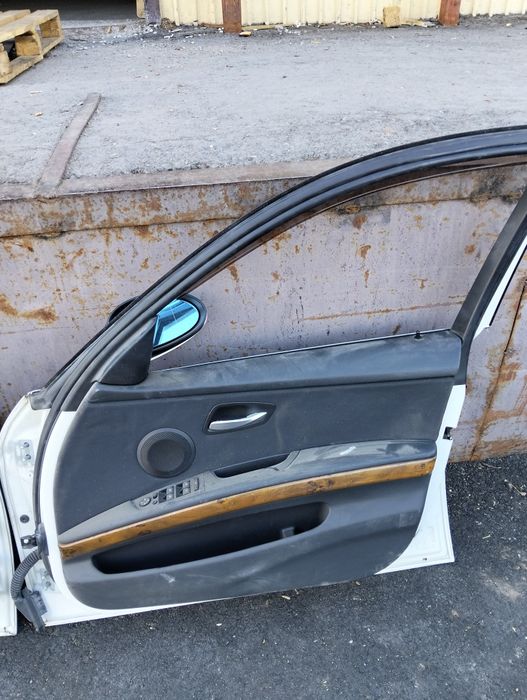 Двери на BMW E90