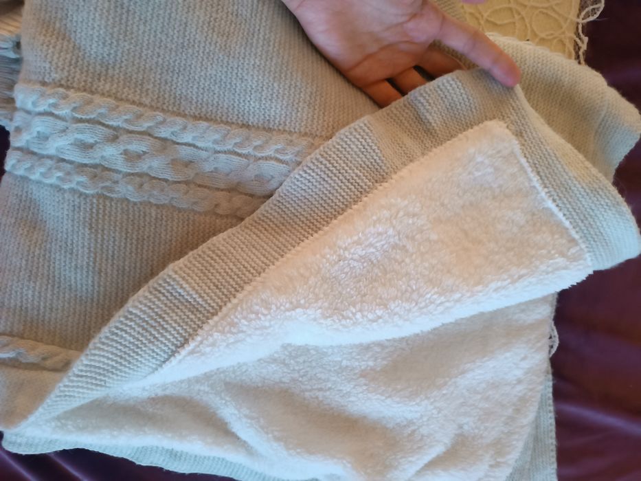 Костюм детский 0-3 теплый пользовались несколько раз брала на выписку