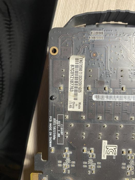 видеокарта Asus GTX 560TI