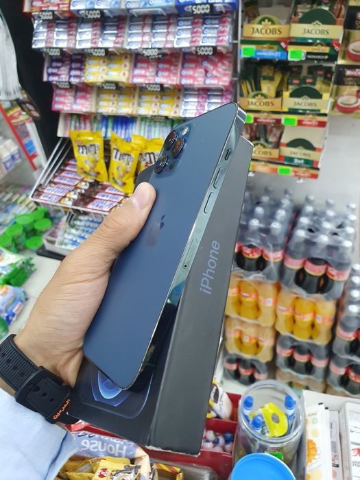 IPhone 12 Pro Max срочно