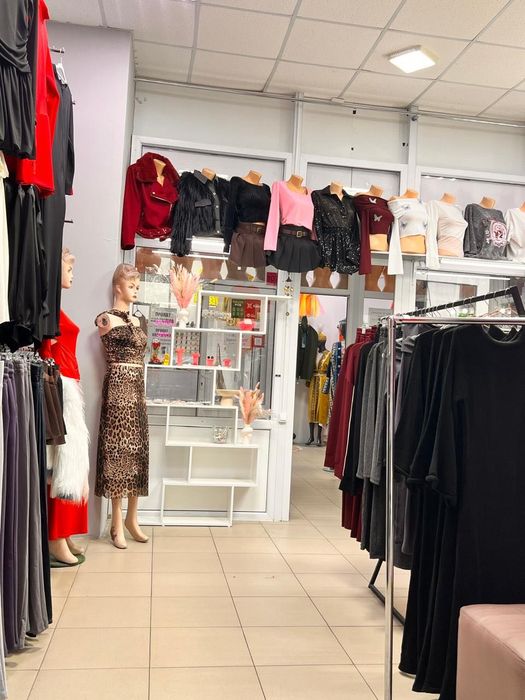 Срочно продам Бутик женской одежды