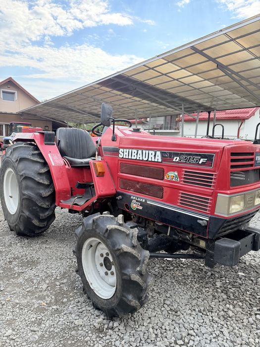 Tractor japonez  SHIBAURA D215F  4x4