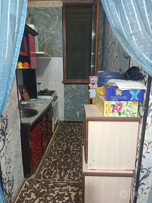 Кибрай центирида Уй сотилади 3/2/4