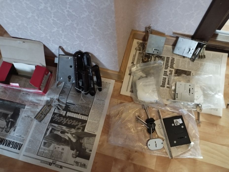 Замки с ключами,новый , Россия
